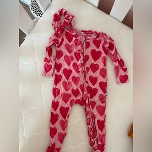 Posh Peanut Footie w/ Matching Bow🎀